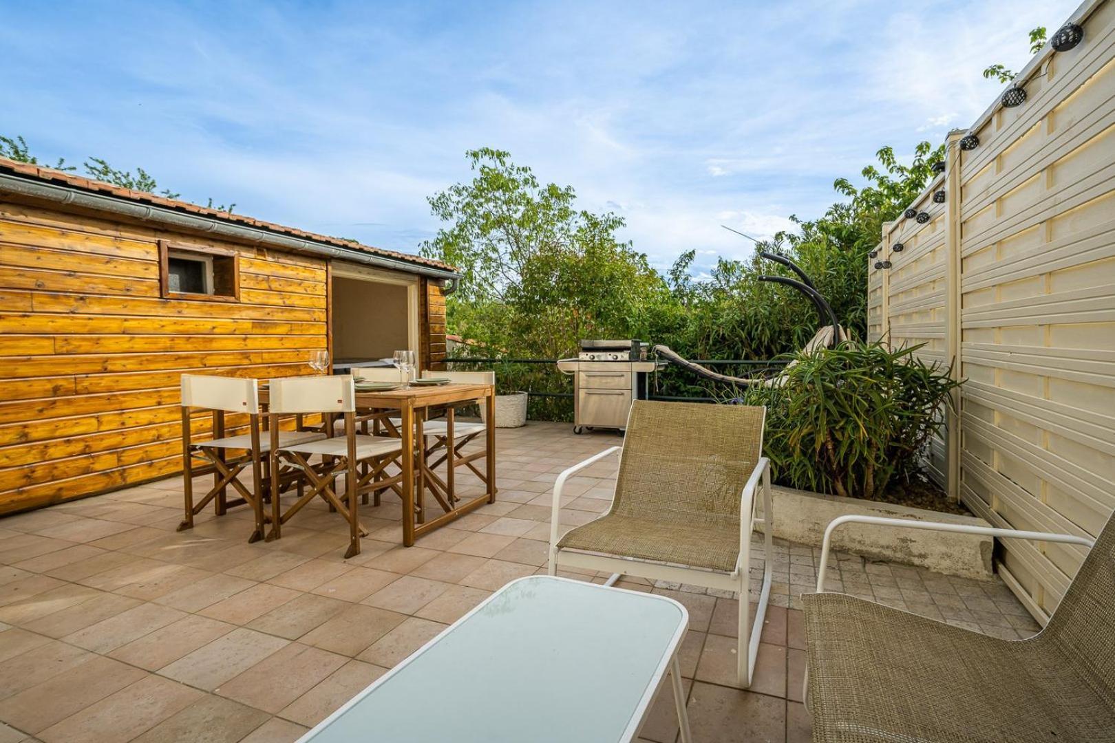 La Citadelle ~ Jacuzzi ~ Terrasse Apartment Carcassonne Luaran gambar